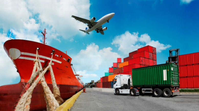 How E-commerce Businesses Can Optimize Domestic Cargo Operations